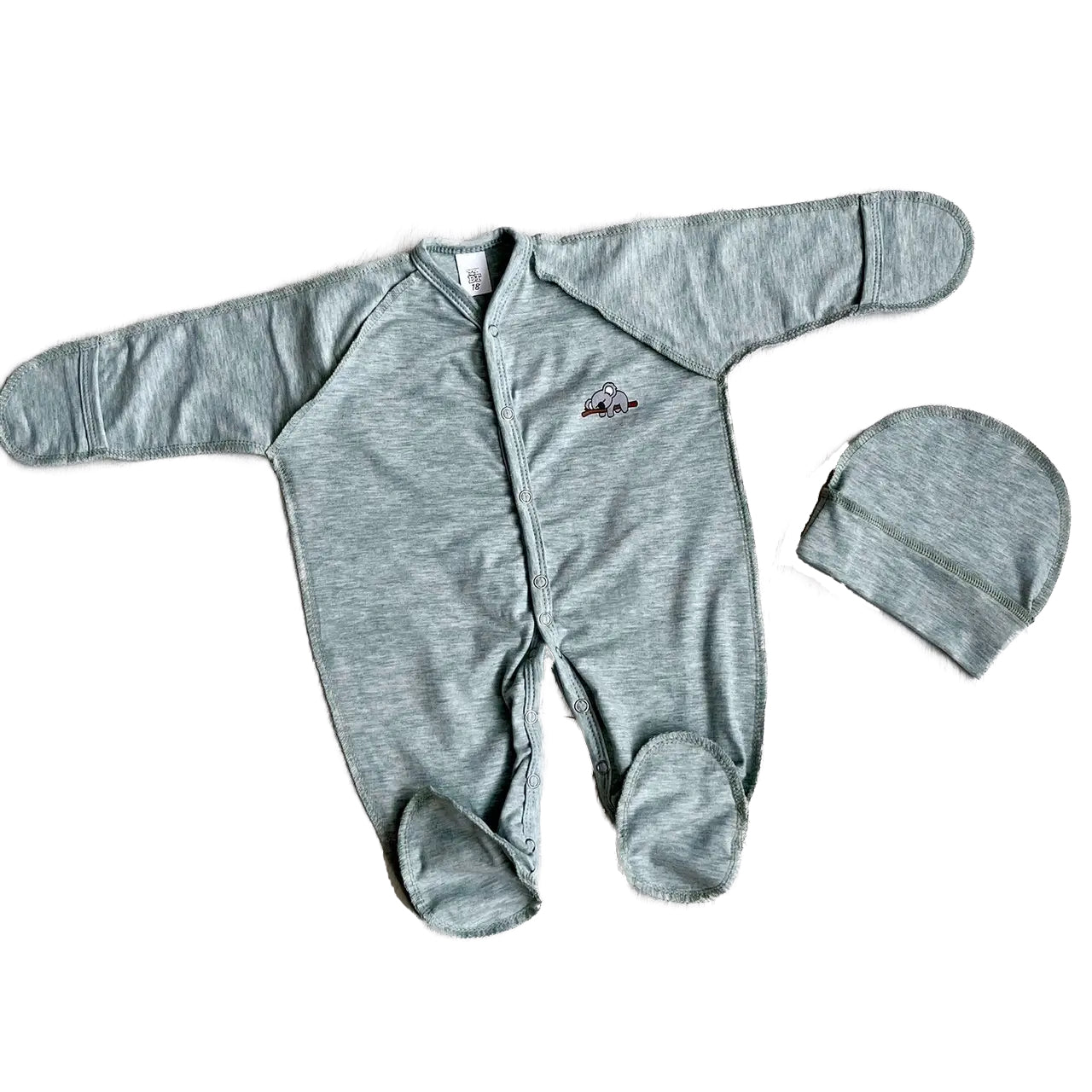 Minkštas medvilninis komplektas naujagimiui: šliaužtinukas su užverčiamomis rankovėmis ir kepuraitė